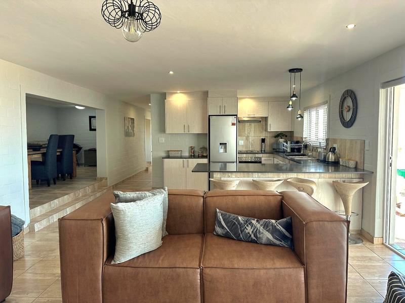 4 Bedroom Property for Sale in Da Gama Bay Western Cape